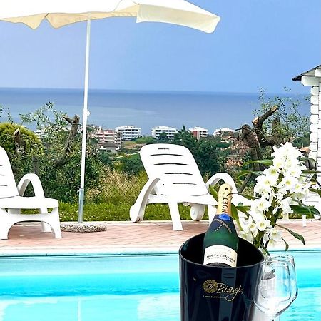 Villa Rosa Di Martinsicuro Vigneto - Italian Restaurant & B&B מראה חיצוני תמונה