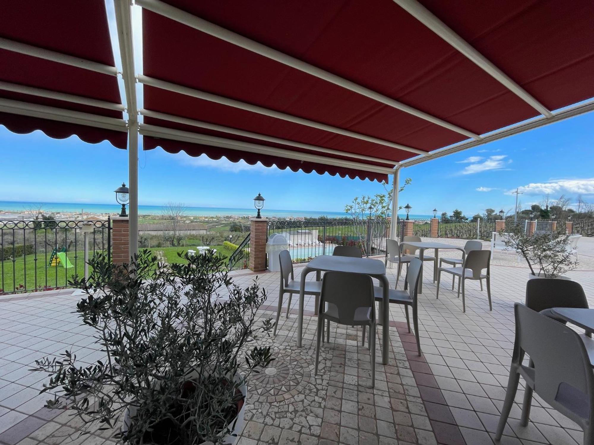 Villa Rosa Di Martinsicuro Vigneto - Italian Restaurant & B&B מראה חיצוני תמונה